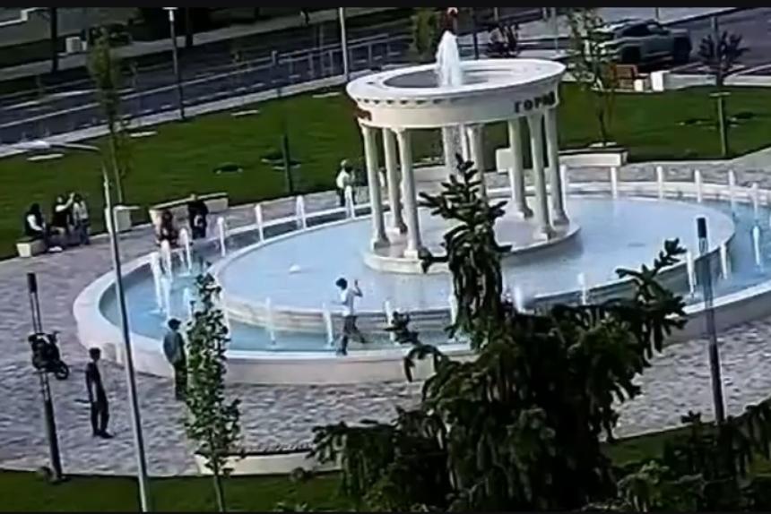 Не рискуйте: фонтан — не место для купания