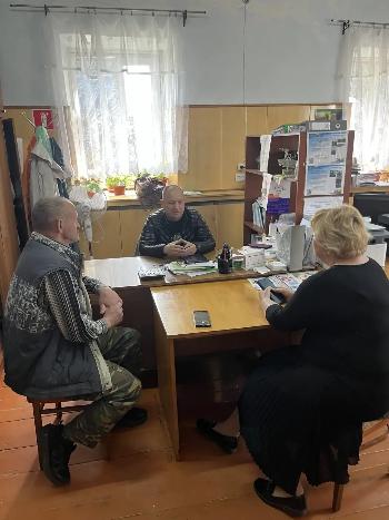 Депутат Костин Роман Сергеевич провел прием граждан в Безымянном сельском округе