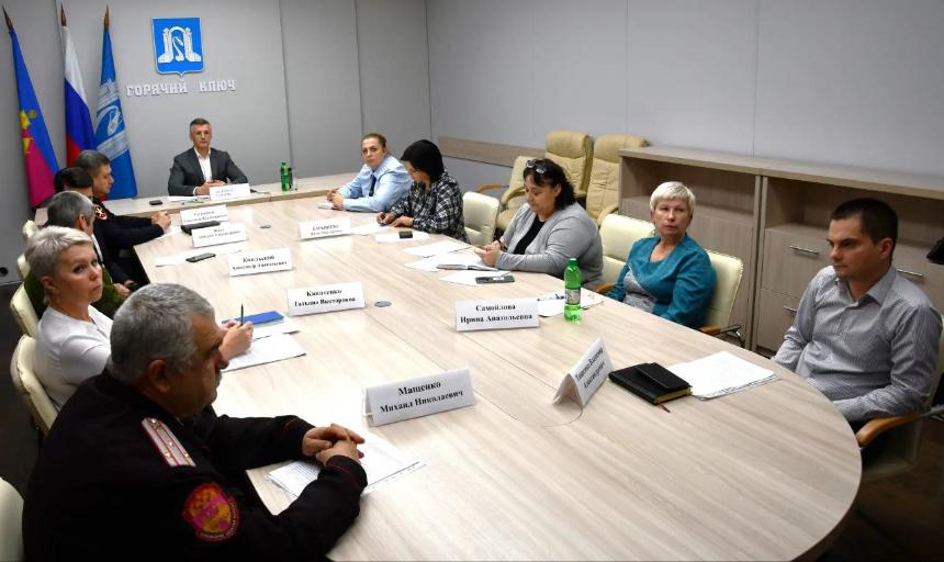 Будущее без зависимости: глава Горячего Ключа - о работе с подростками