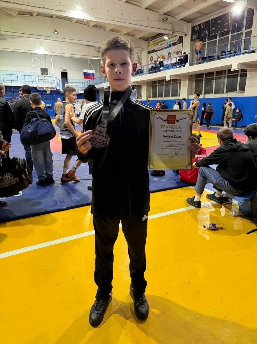 Юный борец из нашего муниципалитета стал призёром межрегионального турнира в Ставрополе