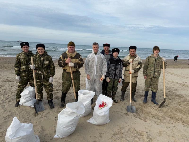 В праздничные дни горячеключевцы продолжали выезжать на ликвидацию ЧС в Анапу