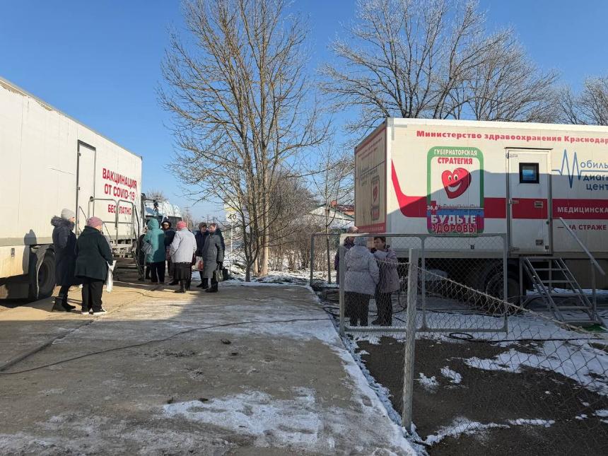 Продолжается диспансеризация в станице Саратовской!
