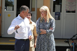 Анна Минькова и Сергей Белопольский оценили развитие социальной инфраструктуры Горячего Ключа и сельских округов