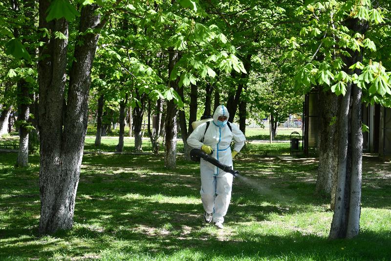 В парке культуры и отдыха проведут акарицидную обработку