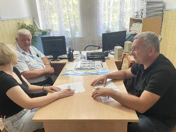 Депутат Совета по 7-му избирательному округу Ваграм Анушаванович Кочьян провел плановый прием граждан в поселке Первомайском