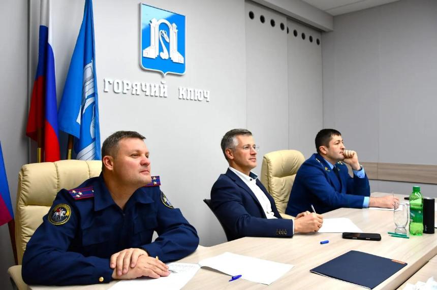 Сергей Белопольский оценил работы участников конкурса "Сделай правильный выбор!" о здоровом образе жизни