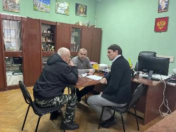 Депутаты Совета по 5 избирательному округу, Николай Николаевич Кильганкин и Евгений Валентинович Шевелев, провели совместный прием граждан по графику в станице Саратовской.