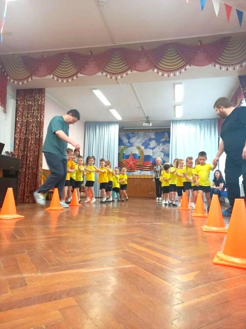 С Днём защитника Отечества!