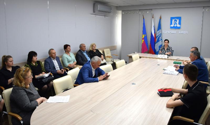 Эпизоотическую обстановку и меры по предотвращению распространения заболеваний животных 