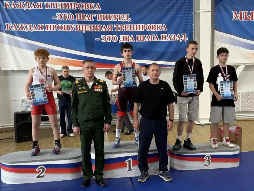 Юные борцы Горячего Ключа завоевали награды на соревнованиях в Северской