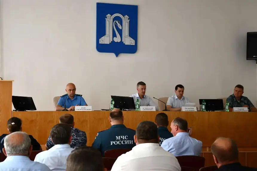 Профилактика, готовность, взаимодействие: в Горячем Ключе прошло заседание АТК