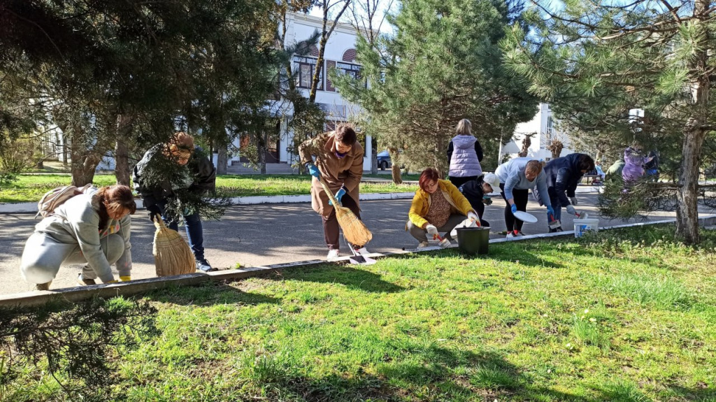 photo_5305276112810218335_y.jpg photo_5305276112810218335_y.jpg