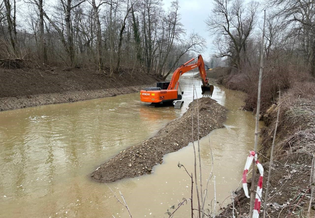 photo_5233422731582314364_y.jpg photo_5233422731582314364_y.jpg