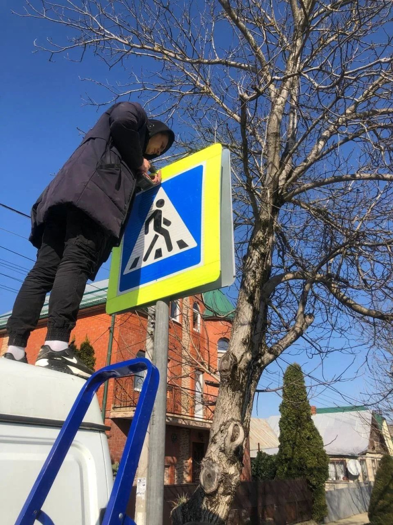 photo_5301179525758653670_y (4).jpg