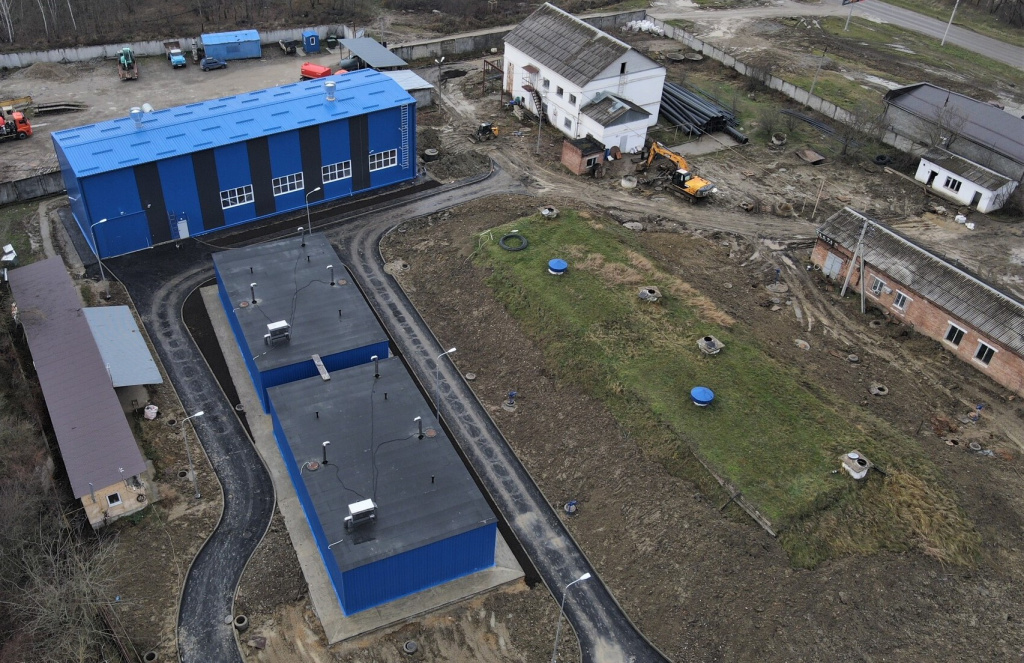06.JPG